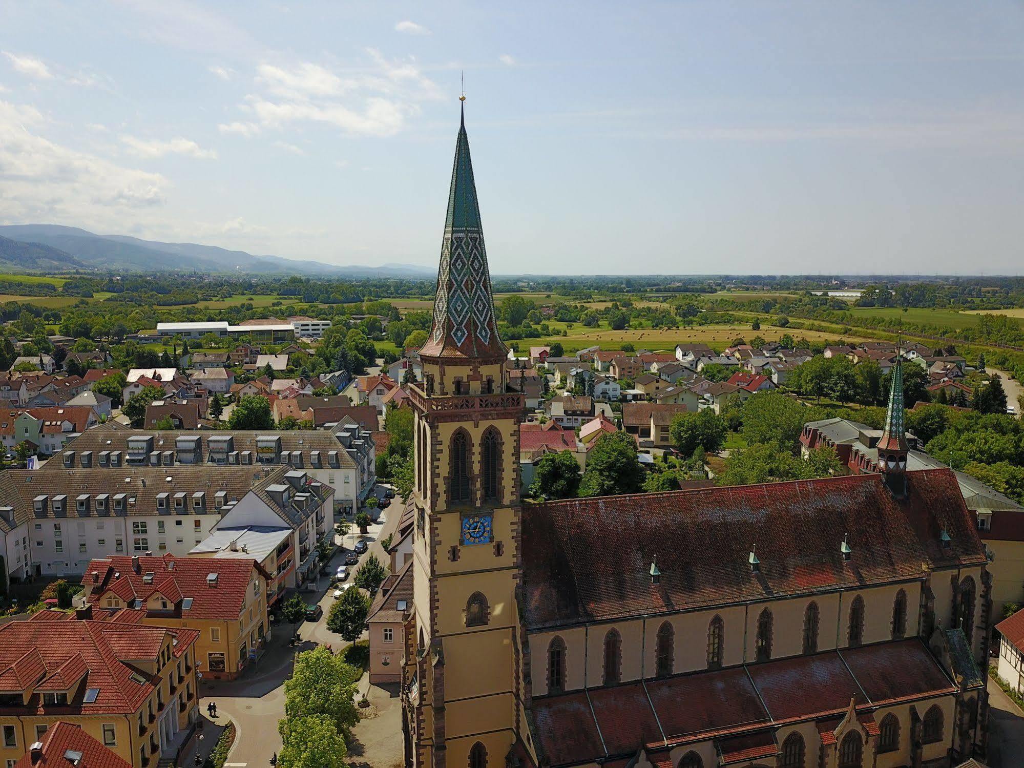 Landgasthof Ochsen Sinzheim Dış mekan fotoğraf